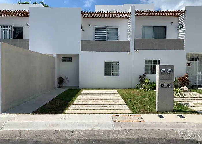 Casa Coral 4 *